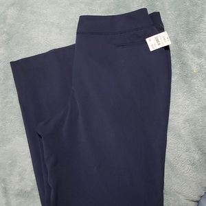 CATO Woman straight leg pants size 16W